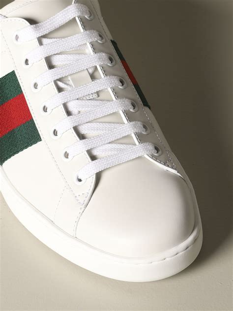 Chaussures GUCCI Homme .